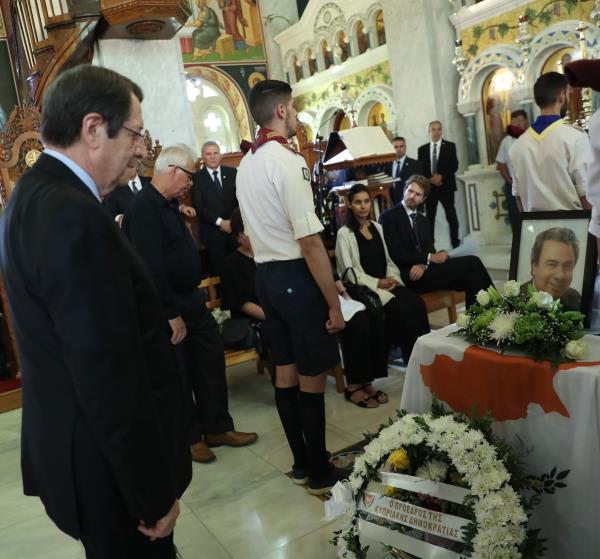 cyprus-president-bids-farewell-to-mouyiaris-praising-his-life-time-achievements