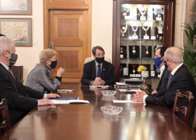 cyprus-president-meets-with-un-envoy-to-discuss-way-forward-in-settlement-efforts